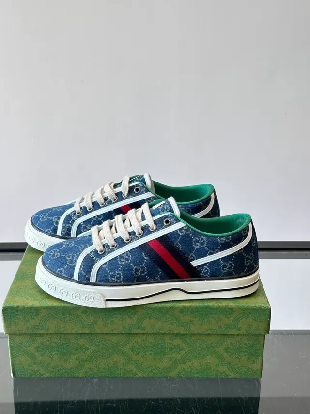 حذاء رياضي Gucci Tennis 1977 أزرق بحري GG Monogram كانفاس ستايل حياة 5