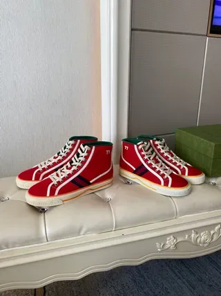 Gucci Tennis 1977 Red Green Web حذاء أسلوب الحياة عالي القدم 4