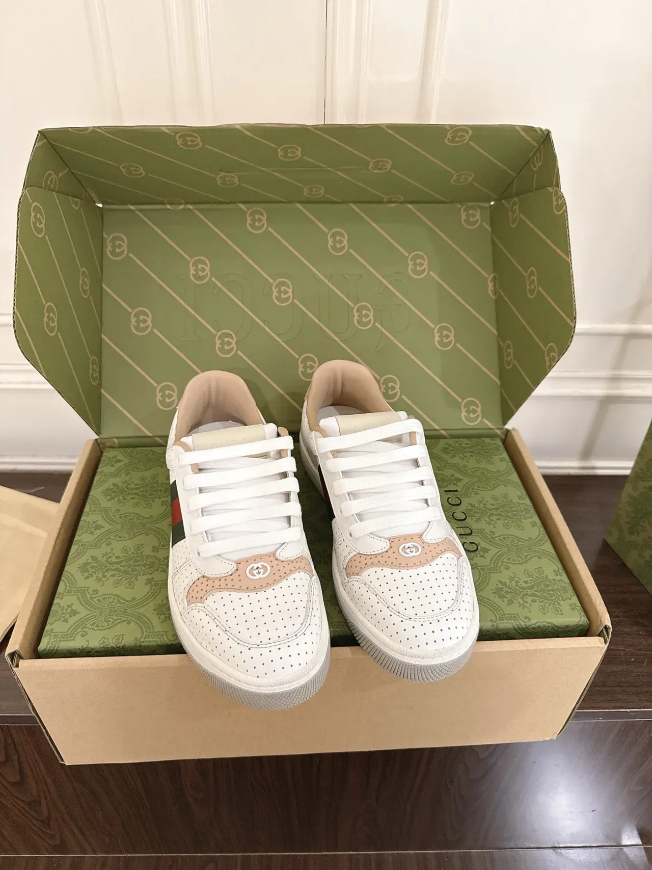 Gucci Tennis 1977 White Beige Green Red Lifestyle Sneakers 6