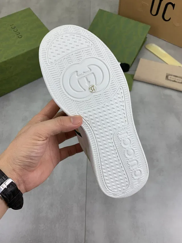 Gucci সাদা সোনা লো টপ প্ল্যাটফর্ম সোল লাইফস্টাইল স্নিকার 3