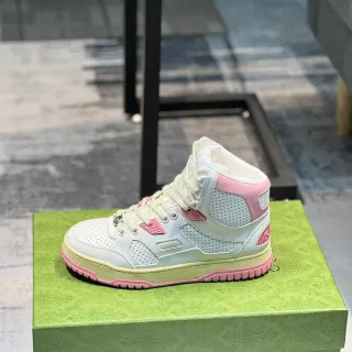 Gucci সাদা গোলাপি হাই-টপ পারফোরেটেড লেদার লাইফস্টাইল স্নিকার্স
