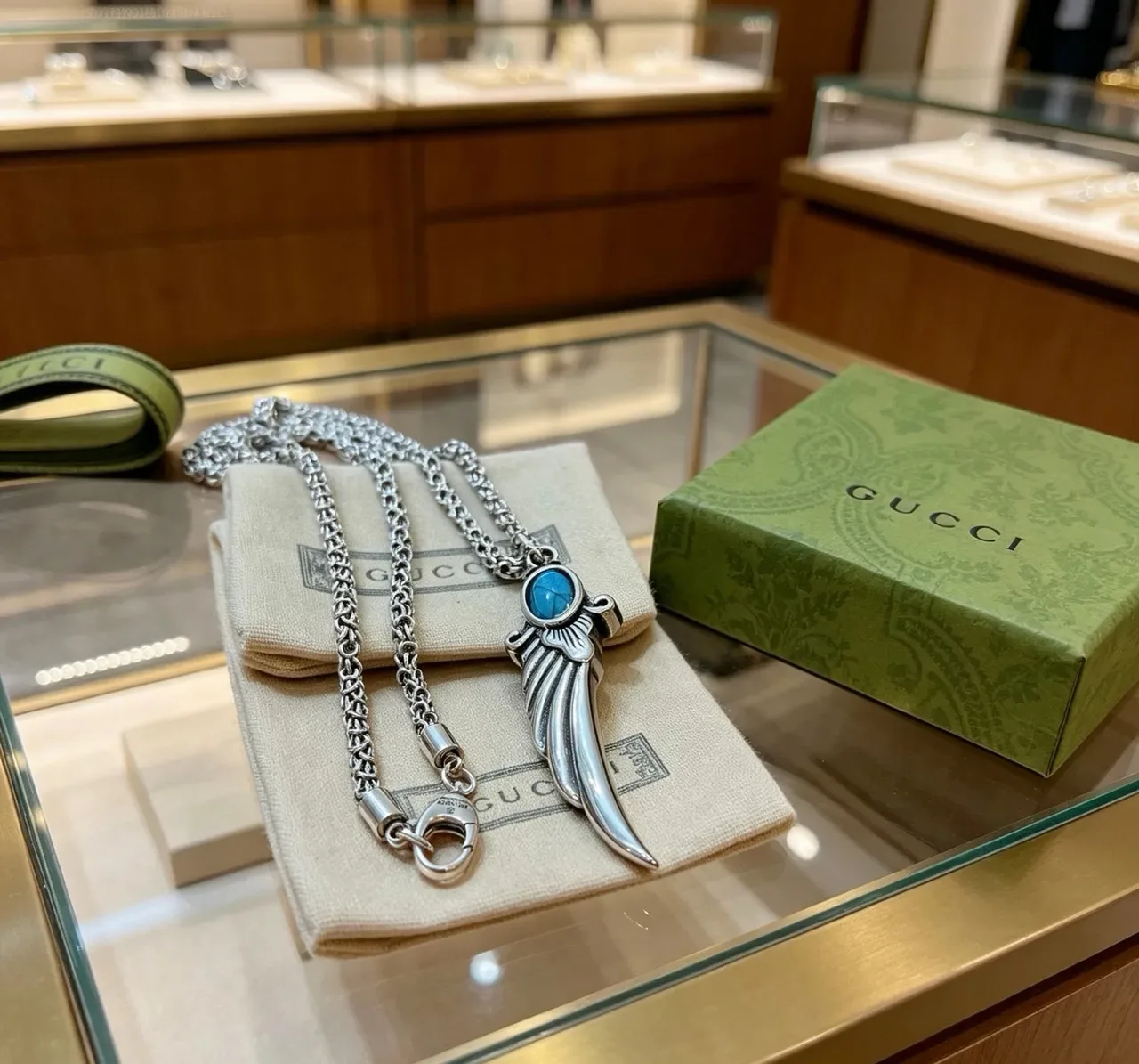 Gucci Winged Dagger Collier Pendentif Turquoise 2