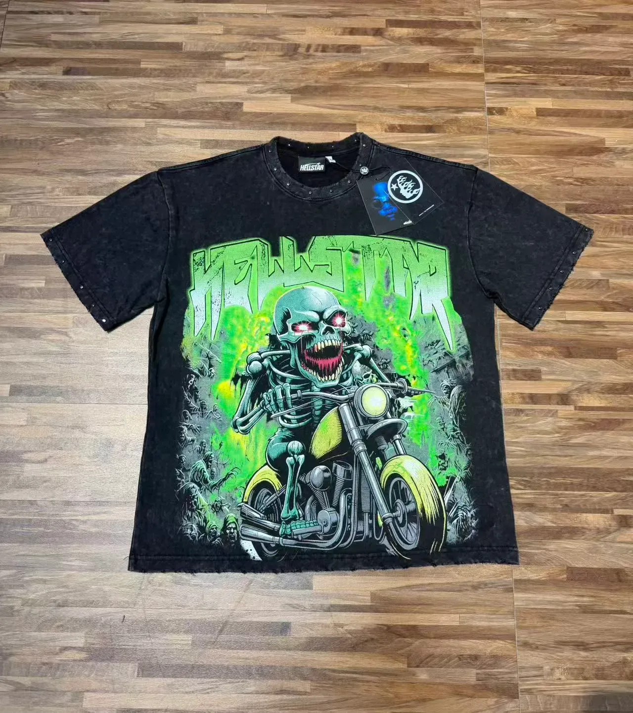 Hellstar Distressed Black Rivet-Trim Graphic T-Shirt 6