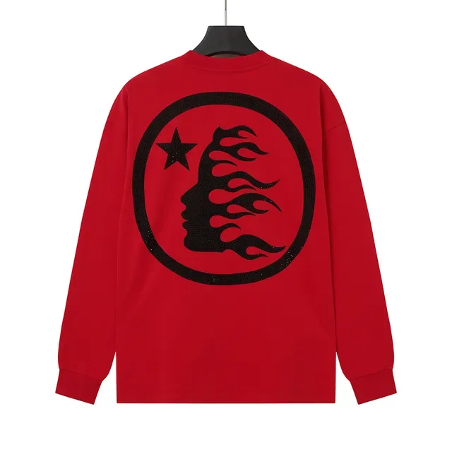 Hellstar Pull à col rond à manches longues rouge imprimé graphique 4