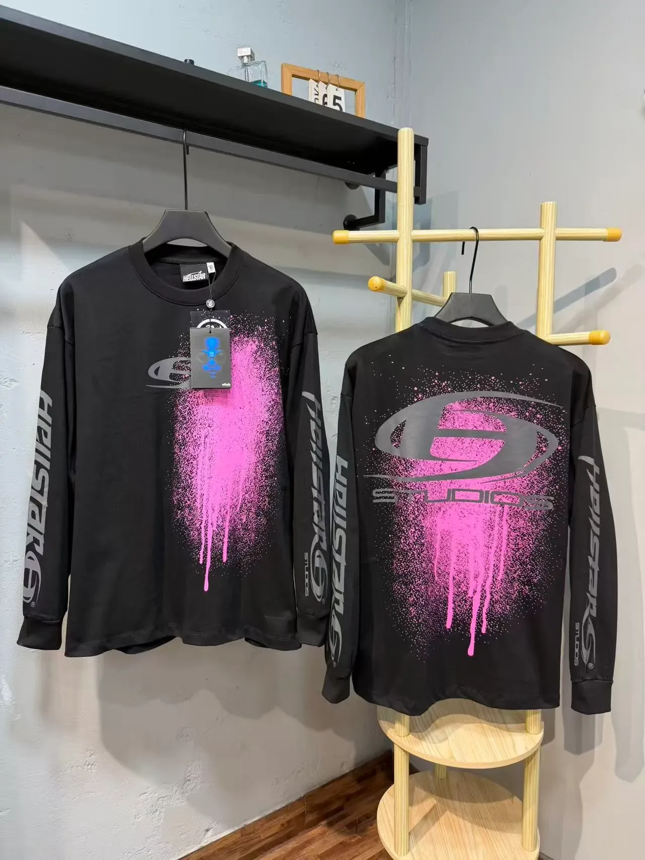Camiseta de manga longa Hellstar com gráfico spray 12
