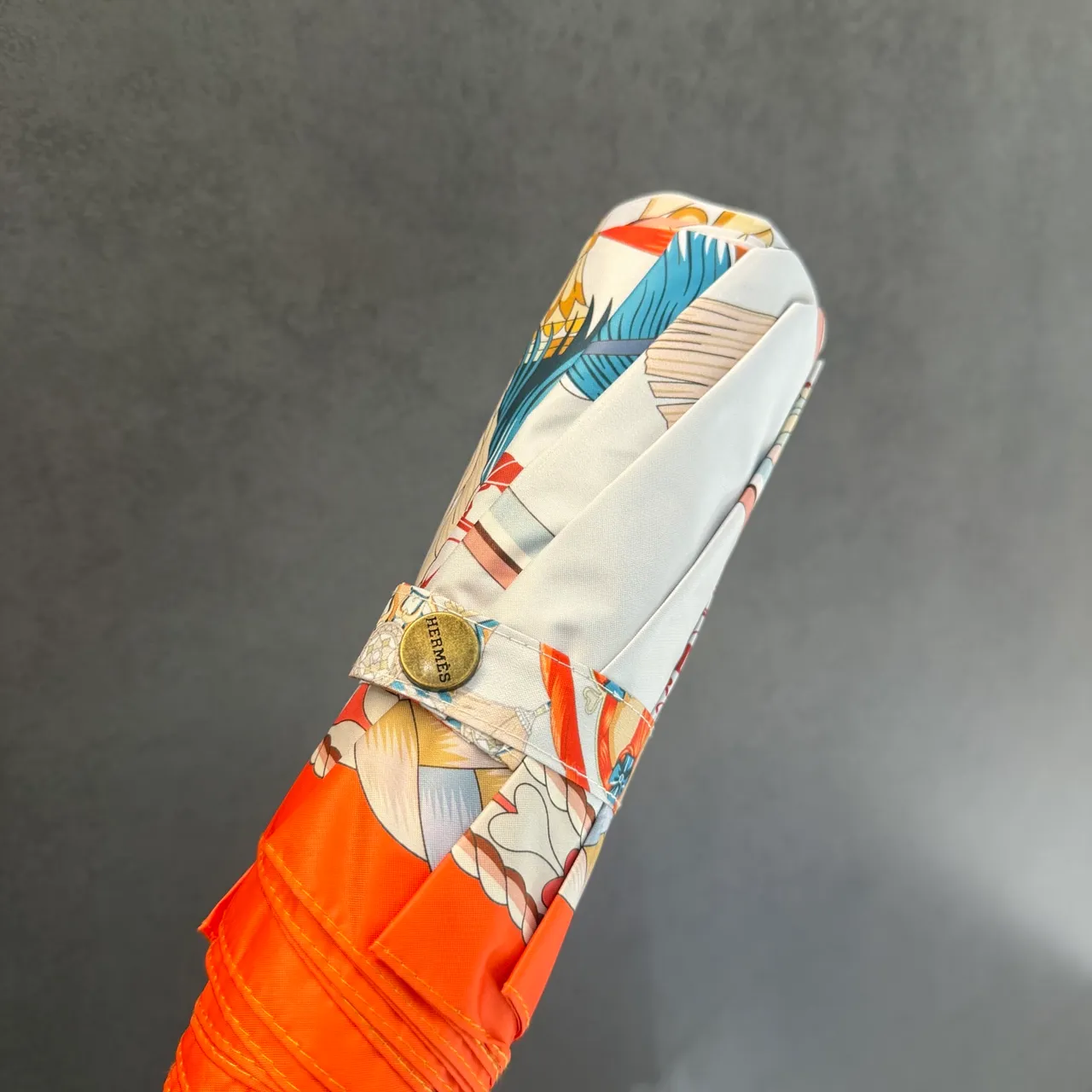 Hermès 米色橙色马术印花丝绸遮阳手袋 6