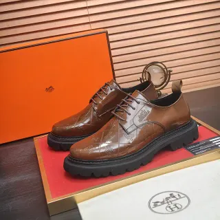 Hermès বাদামি কালো পলিশ্ড লেদার ডায়মন্ড-কুইল্টেড এমবসিং অক্সফোর্ড জুতো