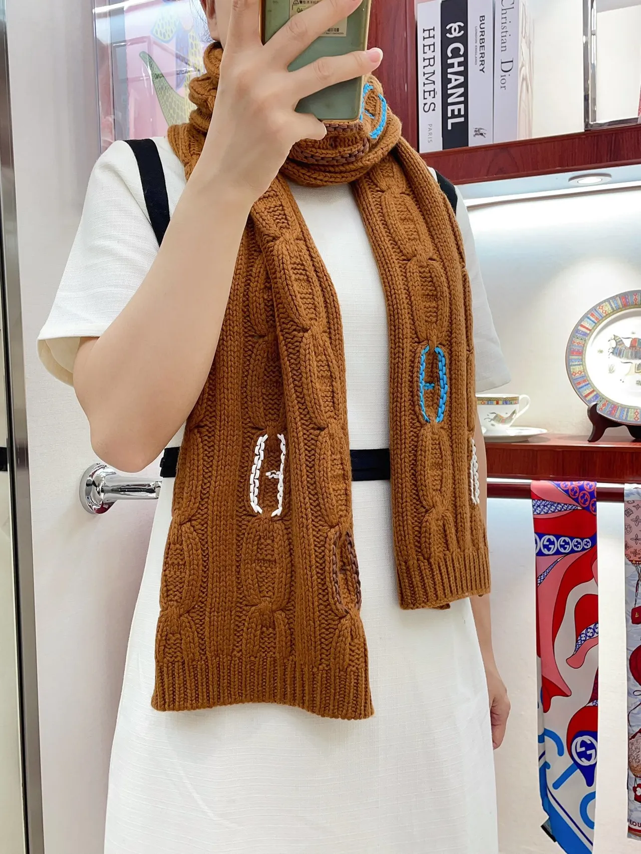 Hermès Écharpe Tricotée à Cable Marron Bleu Motif Chaîne-Link Cachemire 2