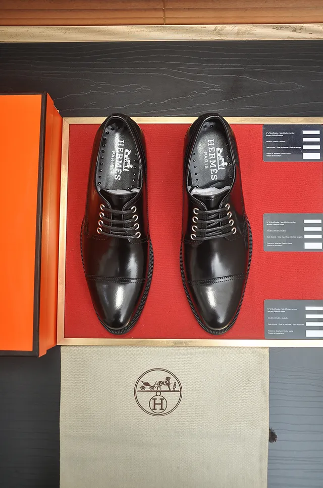 Hermès ক্যাপ টু পলিশড কালো চামড়া অক্সফোর্ড জুতো 5