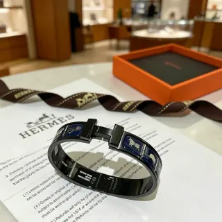 Hermès Clic H 黑蓝珐琅镶嵌手链
