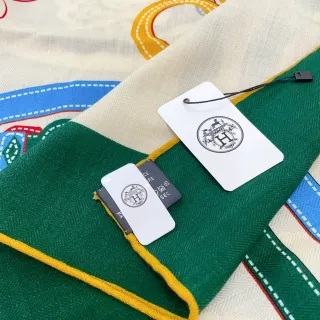 Hermès Verde Bege Tecido Herringbone Impresso Multicolor Motivo Mapa Cachecol