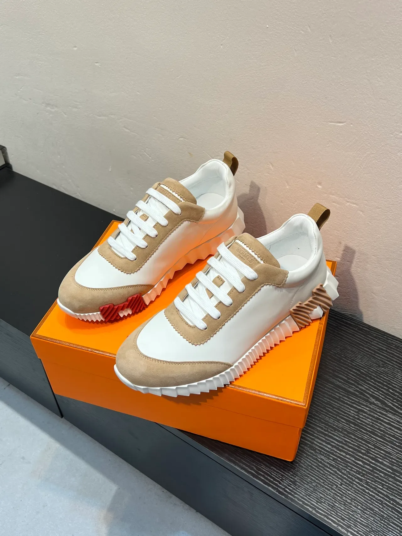 Hermès H-Ride sneakers lifestyle blanc et beige 3