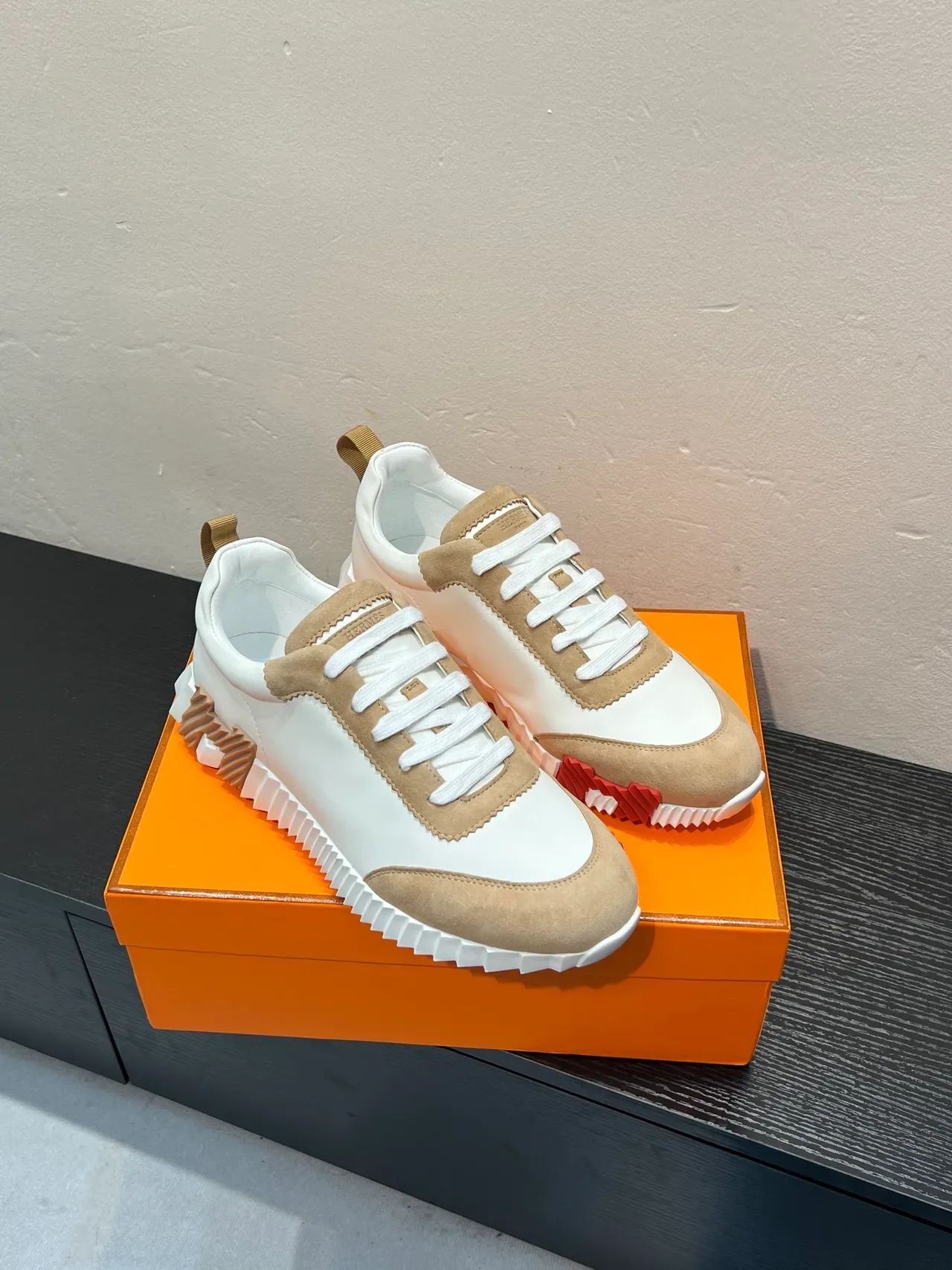 Hermès H-Ride sneakers lifestyle blanc et beige 5