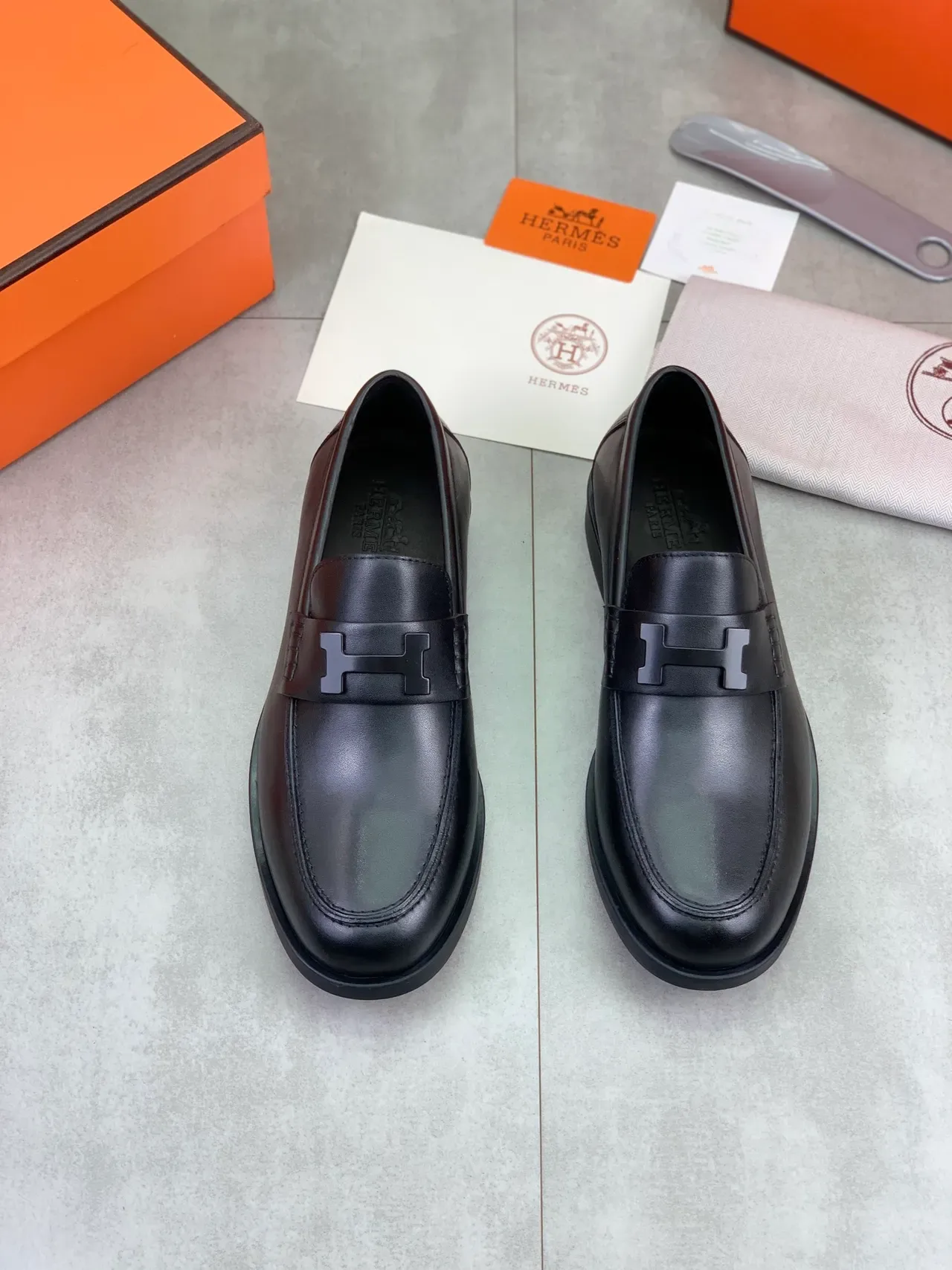 Hermès Oran Black Leather H-Buckle Loafers 5