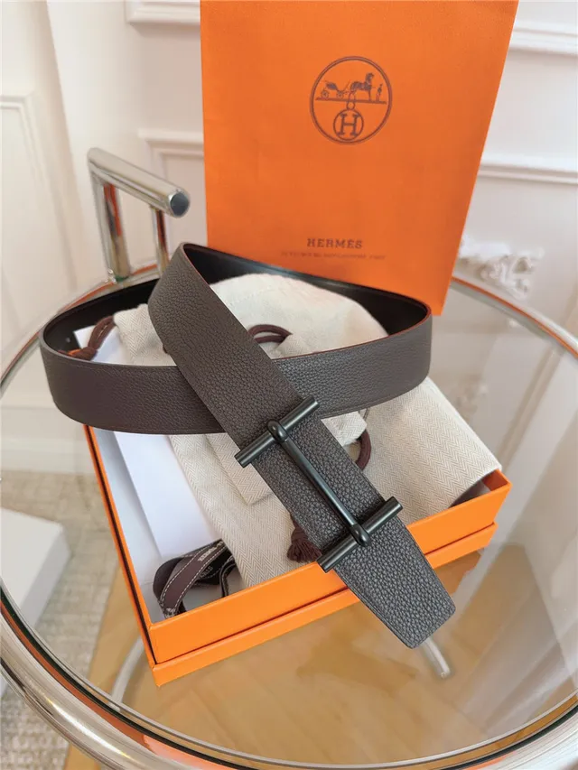 Hermès Oran Cinturón de Cuero Azul y Oro Hebilla T-Bar Pebblada 7