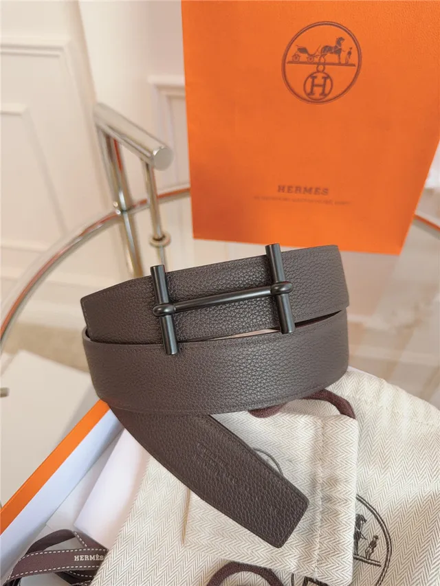 Hermès Oran Cinturón de Cuero Azul y Oro Hebilla T-Bar Pebblada 9