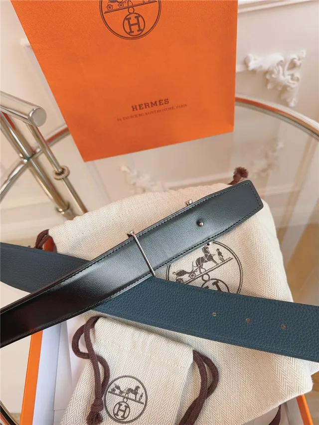 Hermès Oran Cinturón de Cuero Azul y Oro Hebilla T-Bar Pebblada 13