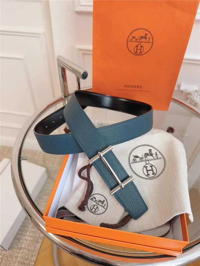 Hermès Oran Cinturón de Cuero Azul y Oro Hebilla T-Bar Pebblada 16