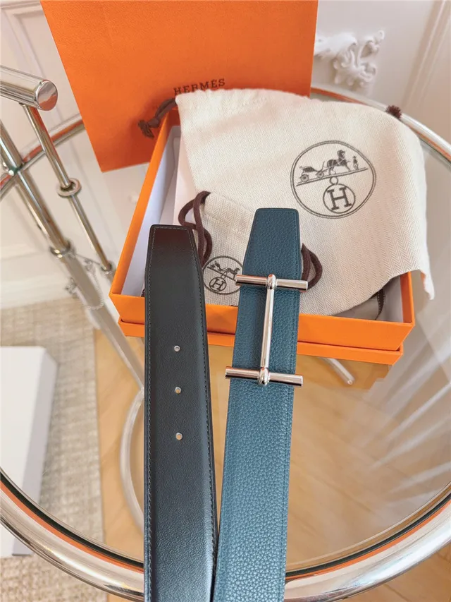 Hermès Oran Cinturón de Cuero Azul y Oro Hebilla T-Bar Pebblada 17