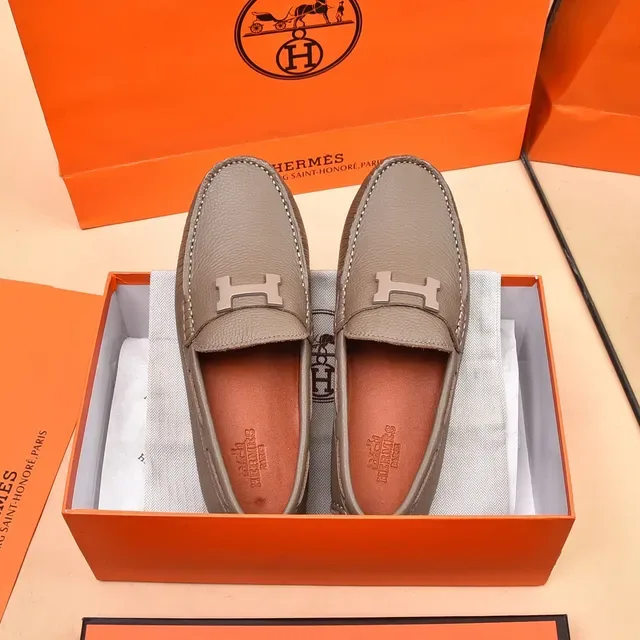 Hermès Oran Gray Pebbled Leather H-Buckle Loafers 9