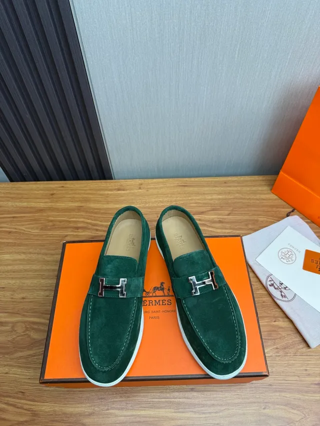 Hermès Oran Green White Suede Upper H-Buckle Strap Loafer 2