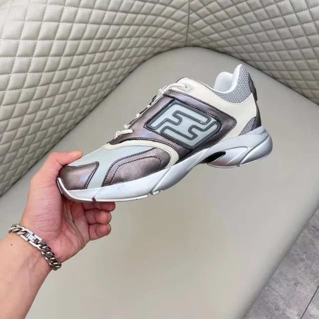 Hermès Oran iridiscente mauve tênis lifestyle 4