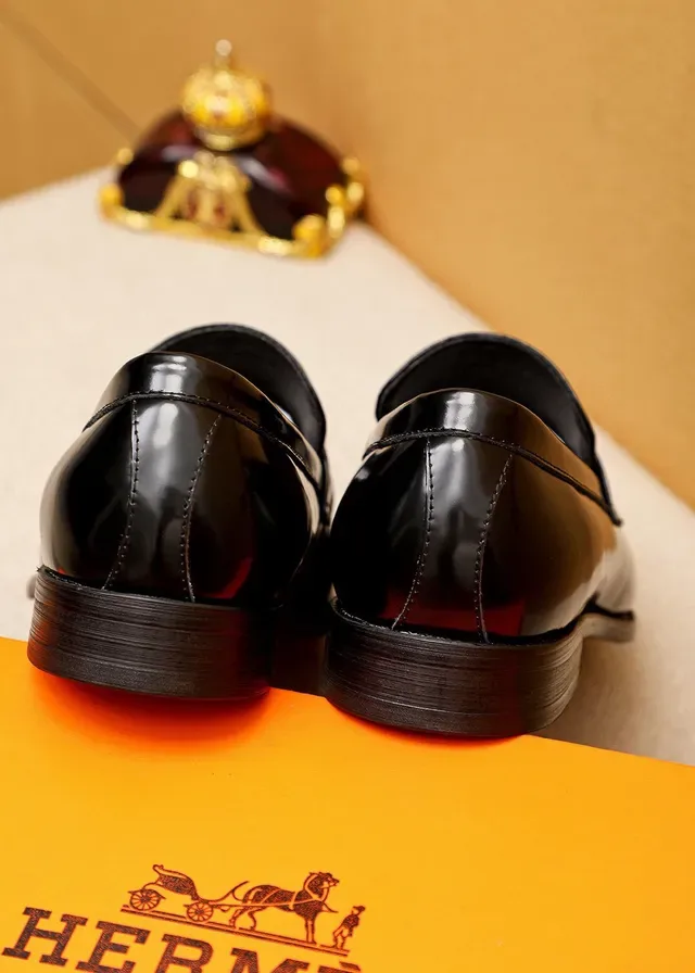 Hermès Oran Loafer أسود جلد تمساح مطبوع هبوكल 6