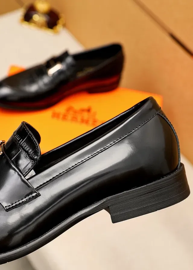 Hermès Oran Loafer أسود جلد تمساح مطبوع هبوكल 7