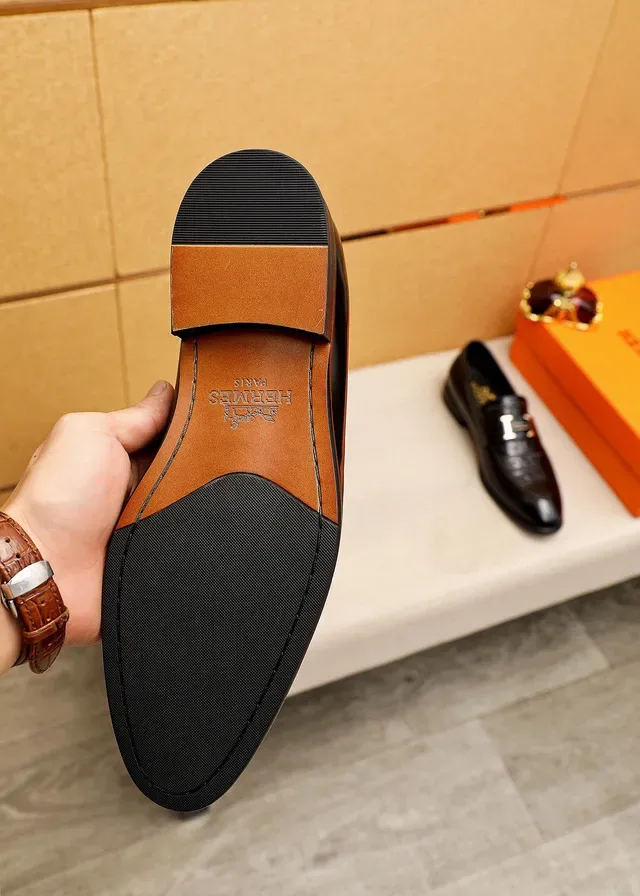 Hermès Oran Loafer أسود جلد تمساح مطبوع هبوكल 9