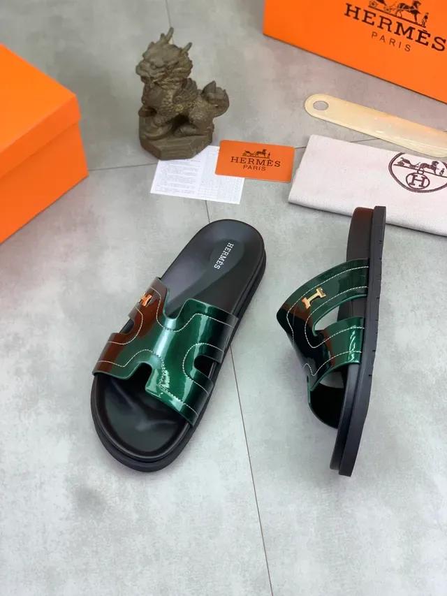 Hermès Oran Slide Sandales Cuir Verni Noir 8
