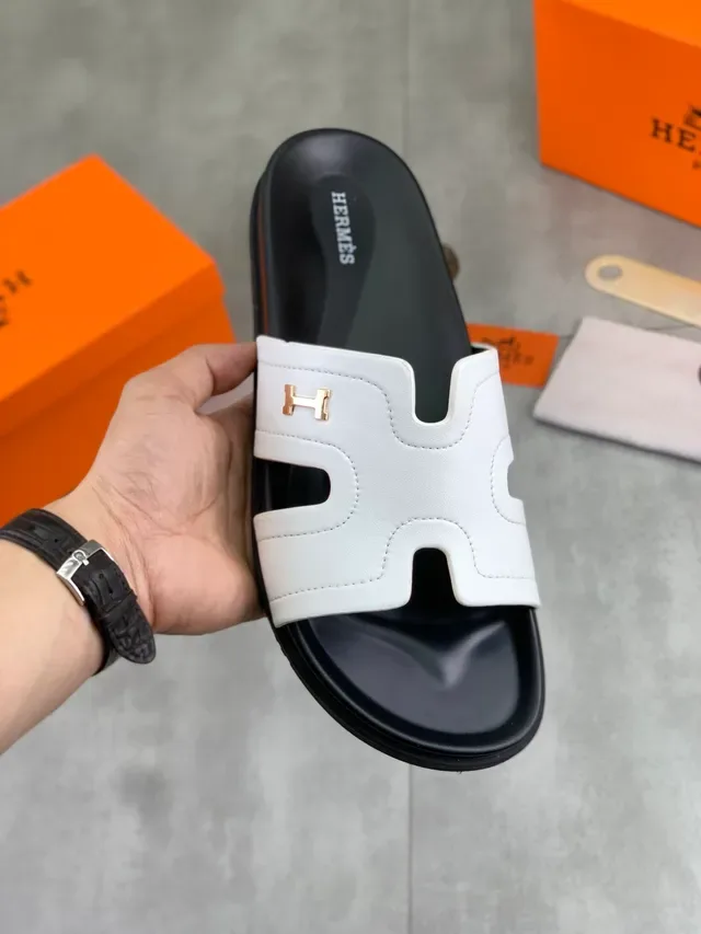 Hermès Oran Slide Sandales Cuir Verni Noir 15