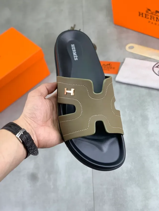 Hermès Oran Slide Sandales Cuir Verni Noir 18