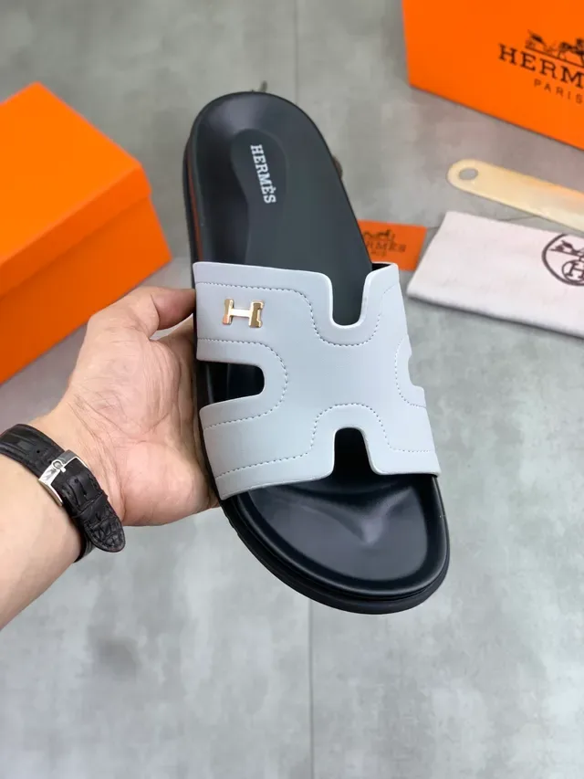 Hermès Oran Slide Sandales Cuir Verni Noir 21