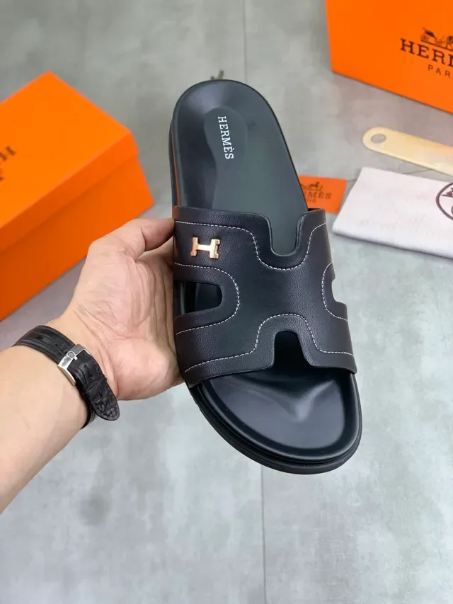 Hermès Oran Slide Sandales Cuir Verni Noir 24