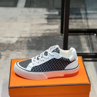 Hermès 黑白几何图案生活方式运动鞋