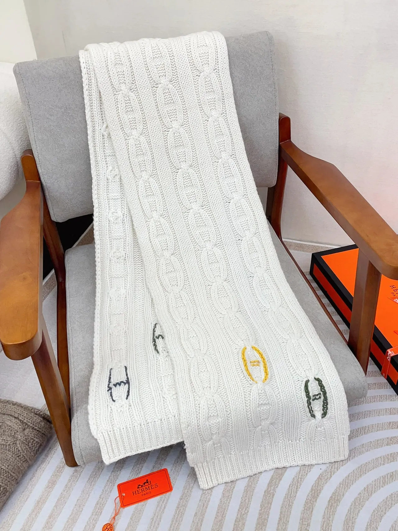 Hermès Blanco Dorado Cable-Knit Bordado H-Link Motivos Bufanda de Cachemira 6