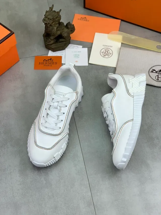 Hermès White Leather Ruffled Midsole Lifestyle Sneaker 5