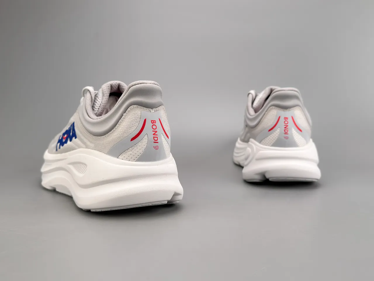 Hoka 灰白 极致缓震 工程网面 跑鞋 6