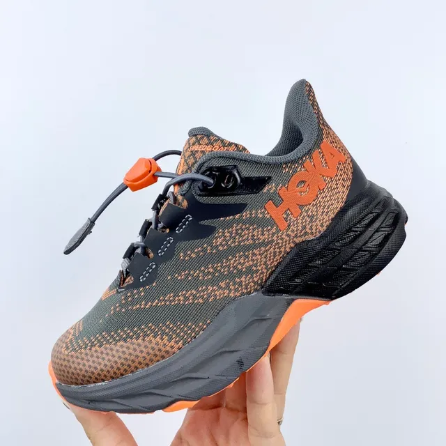 Hoka violet rose, upper de knit ingénieril supérieur, midsole chunky cushionée, chaussures de course 23
