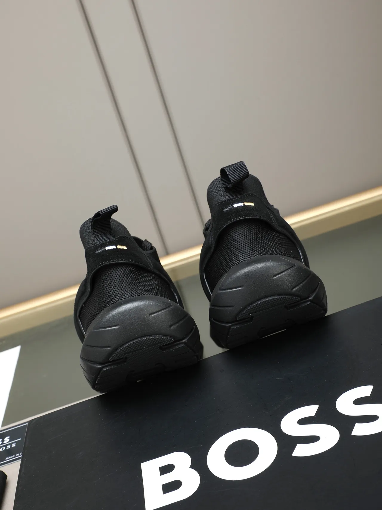 Hugo Boss Tênis Lifestyle Preto de Malha de Rede 3