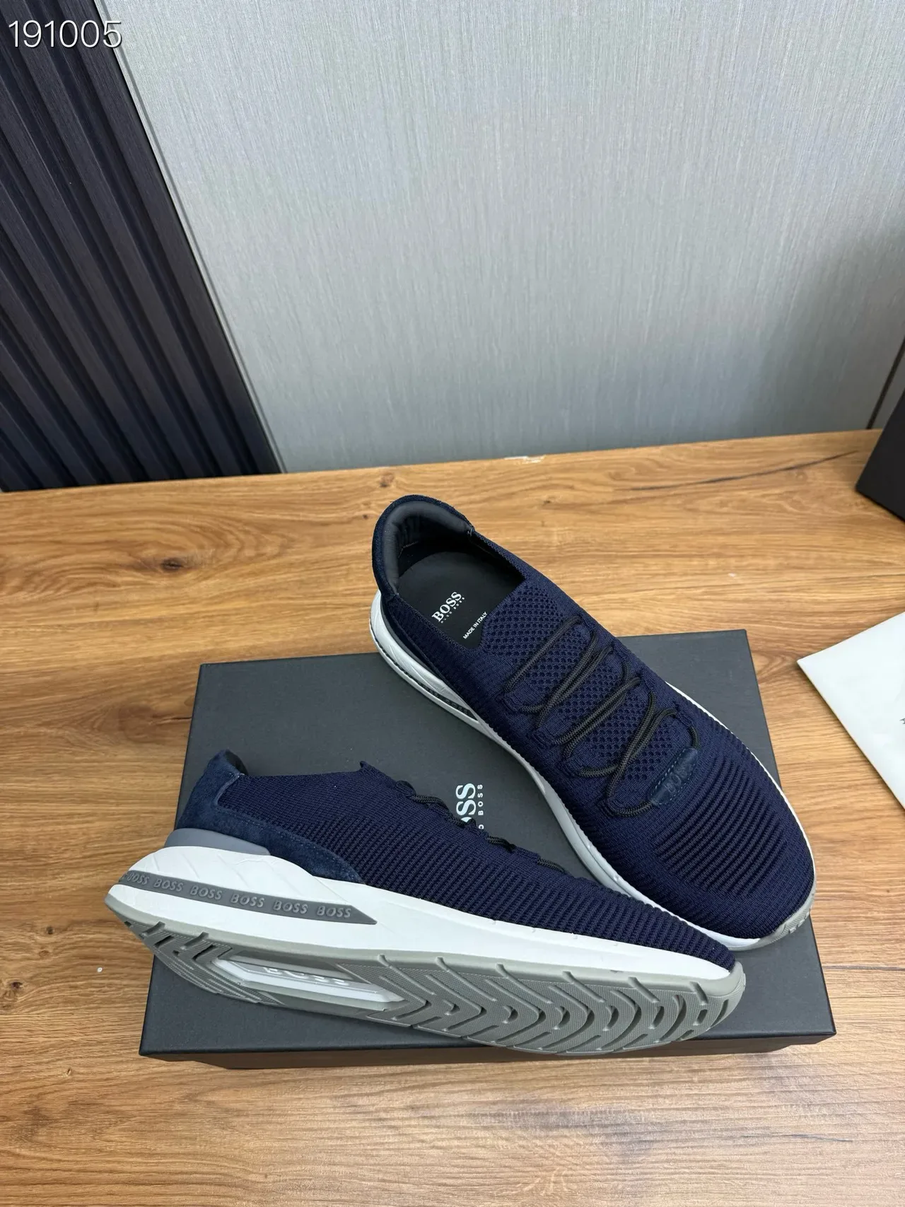 Hugo Boss Navy White Knit Sock-Fit Upper Integrated Lacing System Sneakers 6