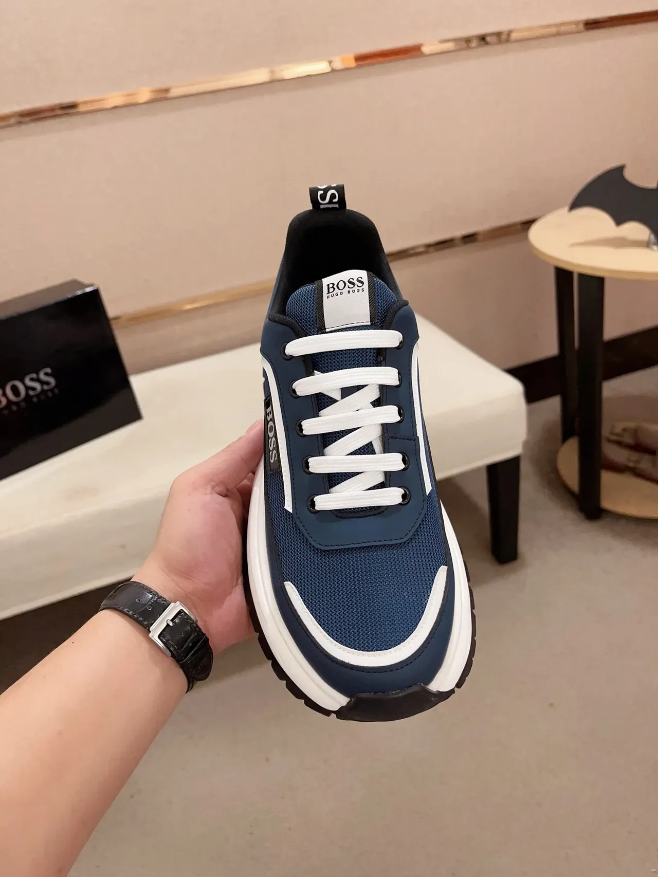 Hugo Boss Sneakers Chunky Navy com sola branca e upper de malha e sintético 3