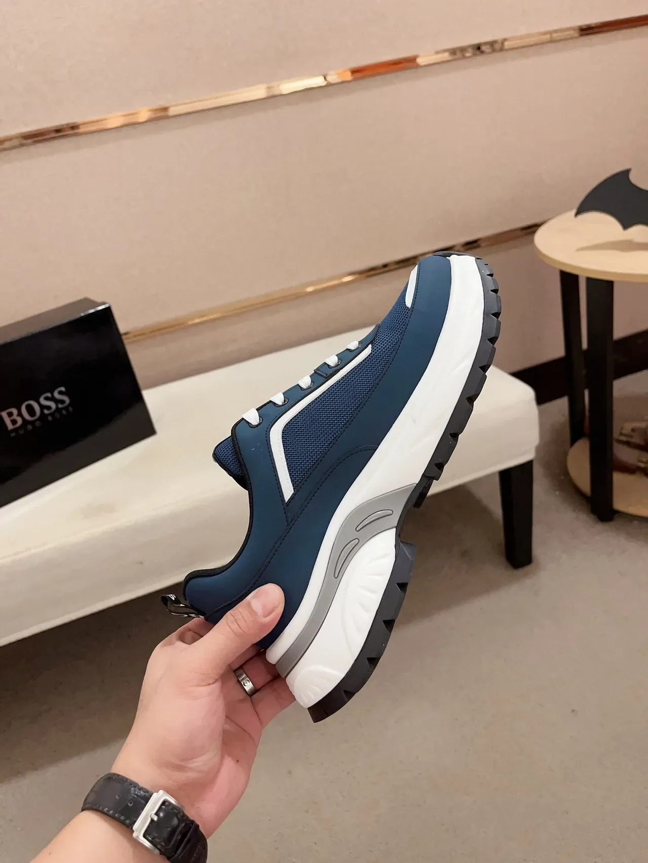 Hugo Boss Sneakers Chunky Navy com sola branca e upper de malha e sintético 5