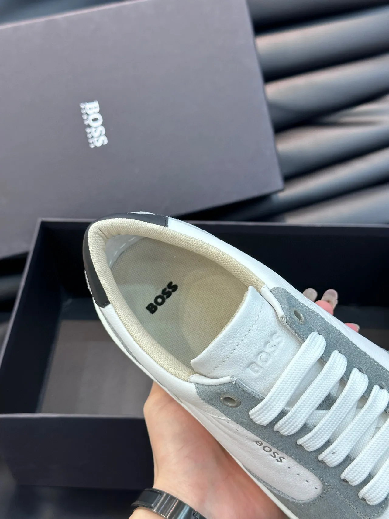 Hugo Boss 白灰低帮混合材质生活运动鞋 3
