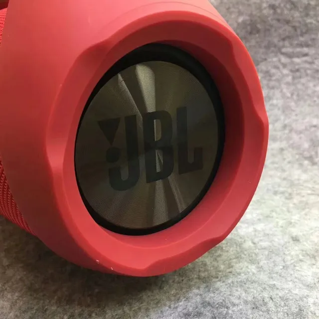 JBL Noir Rouge Conception Robuste Poignée de Transport Intégrée Supérieure Haut-Parleur Portable 12