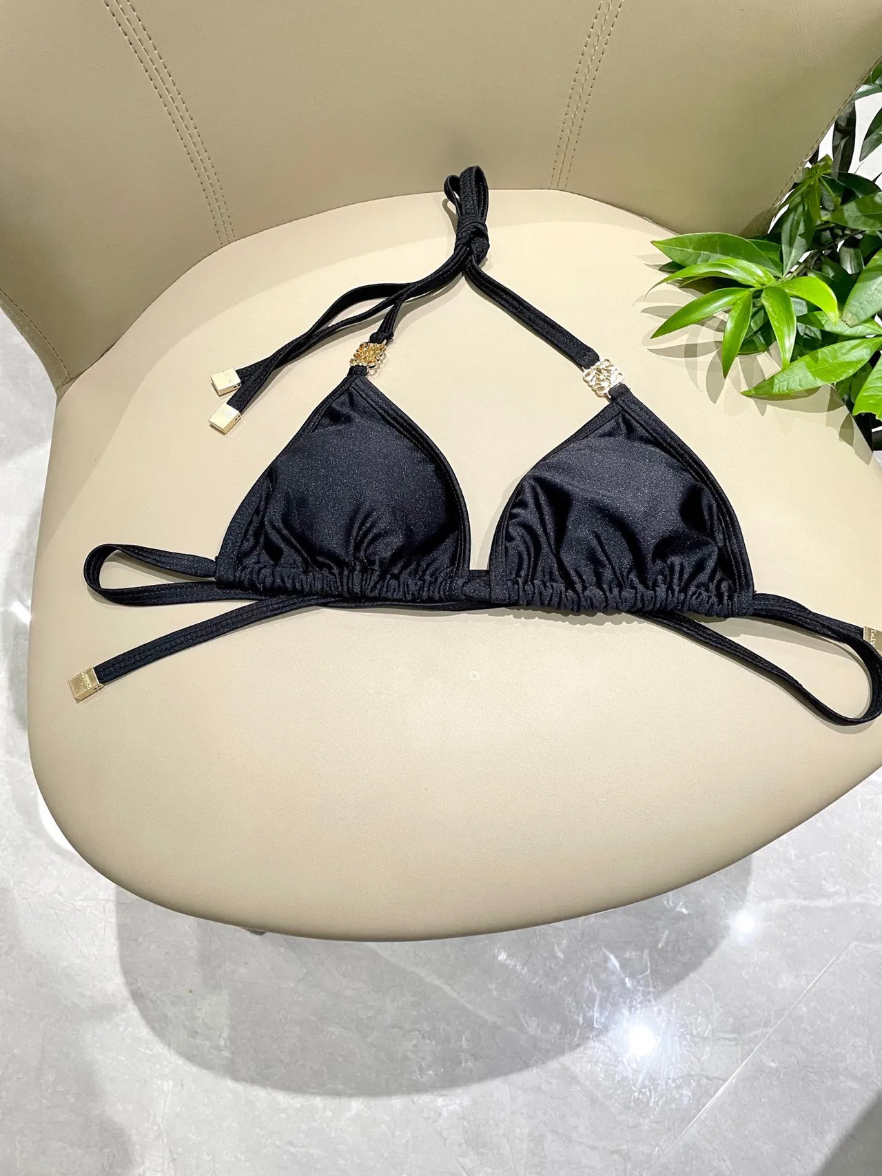 Loewe Anagram noir et or col halter lien dans le dos maillot de bain 4