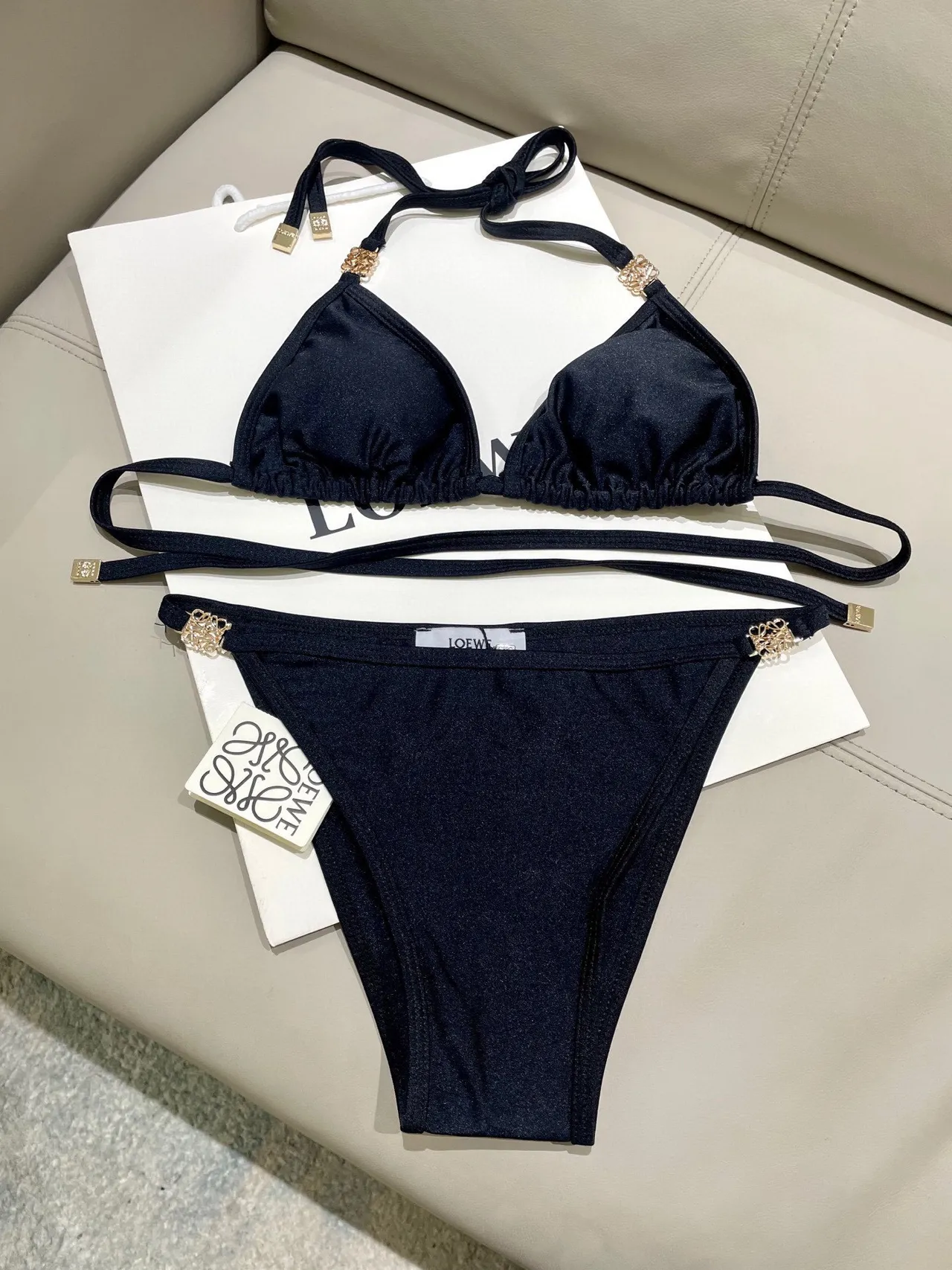 Loewe Anagram noir et or col halter lien dans le dos maillot de bain 10