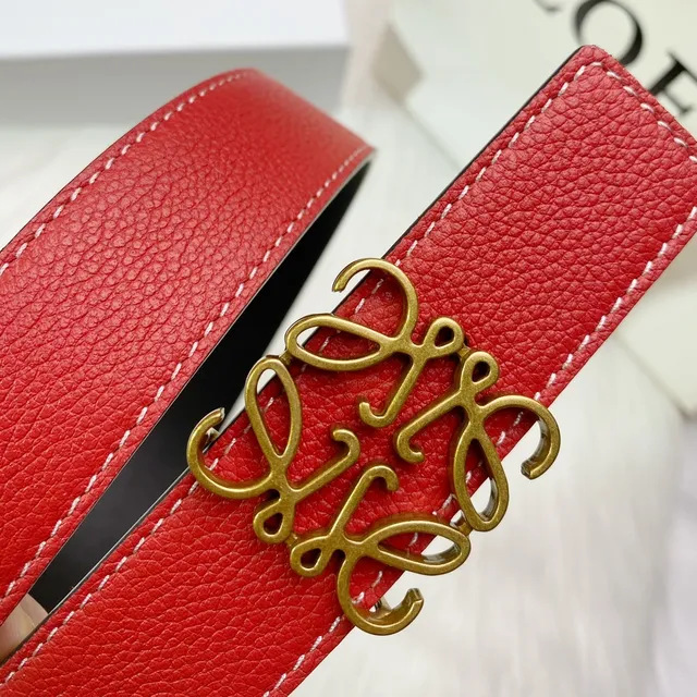 Loewe Anagram Cinturón de cuero rojo y negro texturizado granulado con hebilla de tono dorado 4