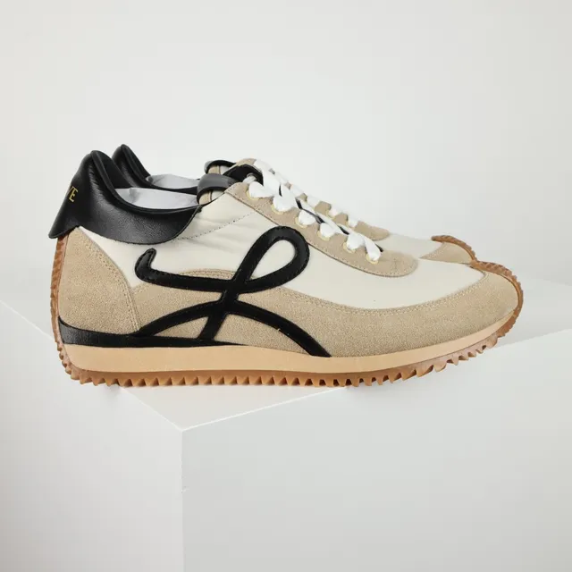 Loewe Flow Runner Beige Black Gum 生活方式运动鞋 3