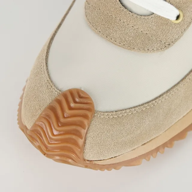 Loewe Flow Runner Beige Black Gum 生活方式运动鞋 5